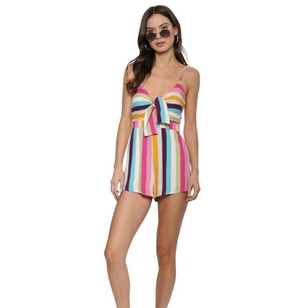 Beautiful, brand new, colorful romper!